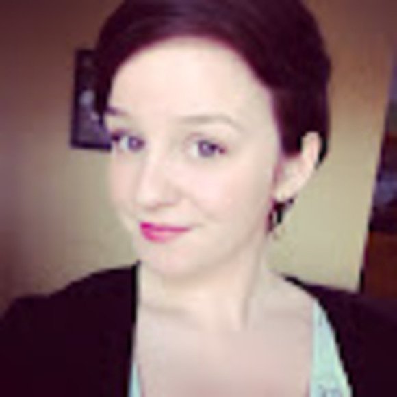 Meet your Posher, Danitra - Picture 1 of 1